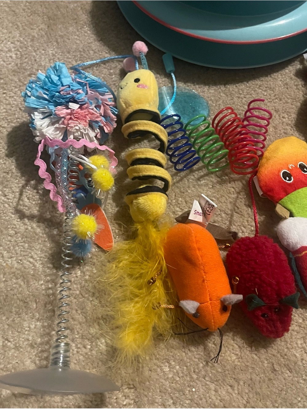 Cat Toy Lot - Picture 4 of 5